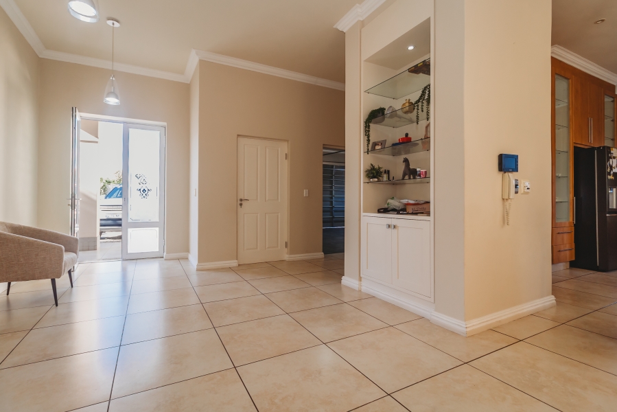 4 Bedroom Property for Sale in King George Park Western Cape